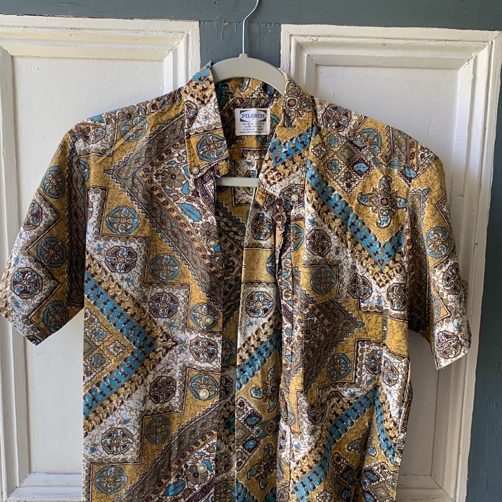 Rare find Vintage button down shirt size medium Pilgrim Sears, Roebuck & Co